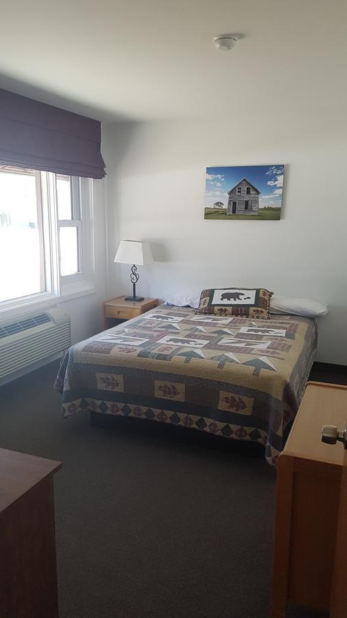 Pinawa Motel Extérieur photo